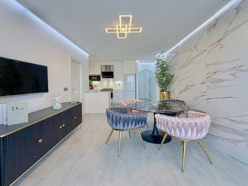 Пентхаус с панорамным видом на море в Торревьехе, 45 м²
