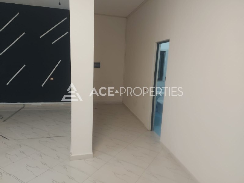 Коммерческое помещение 106 м² в Дурресе, первая линия