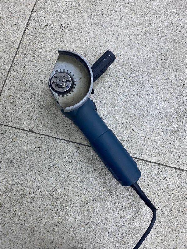 Шліф маш кутова Bosch gwx 14-125 x-lock.
