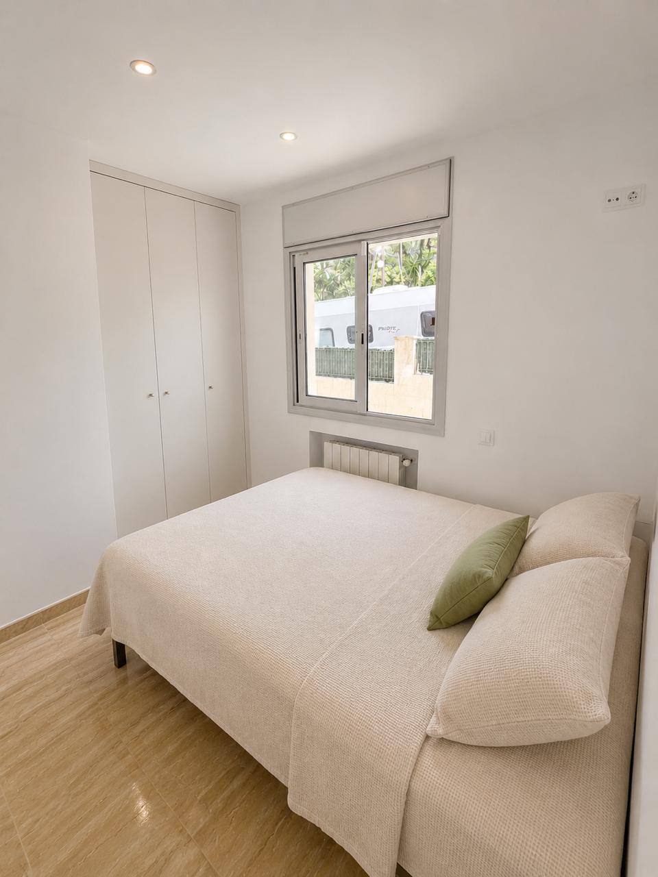 Просторный частный дом в Mas Altaba, Girona, Испания