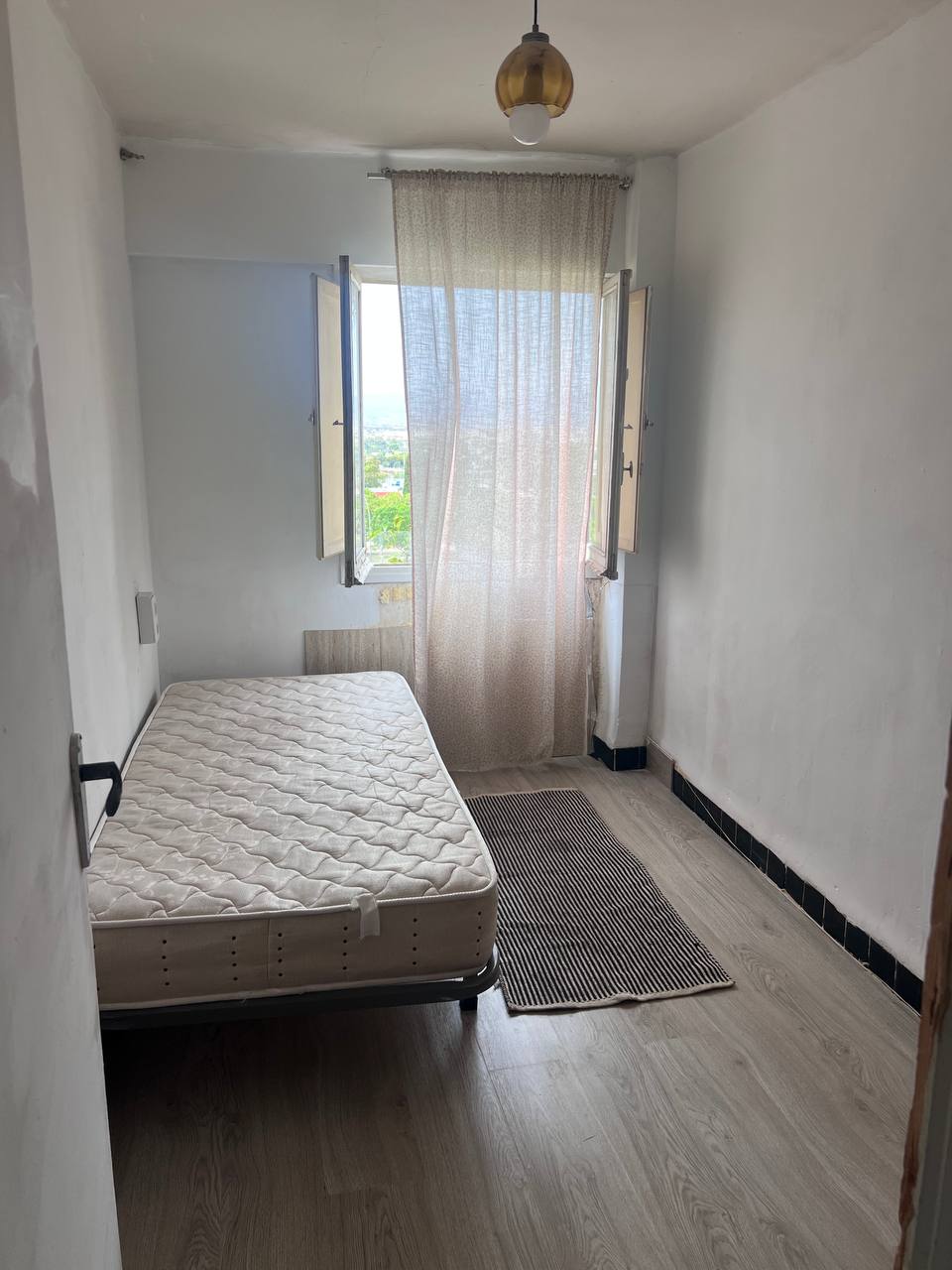 Квартира 75 м², 3 комнаты, Аликанте, долгосрочная аренда