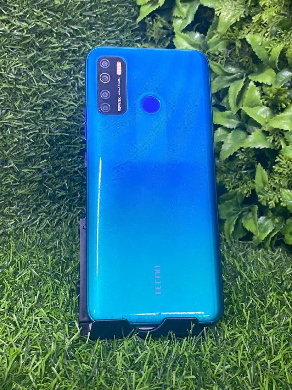 Tecno spark 5 pro 4/64gb