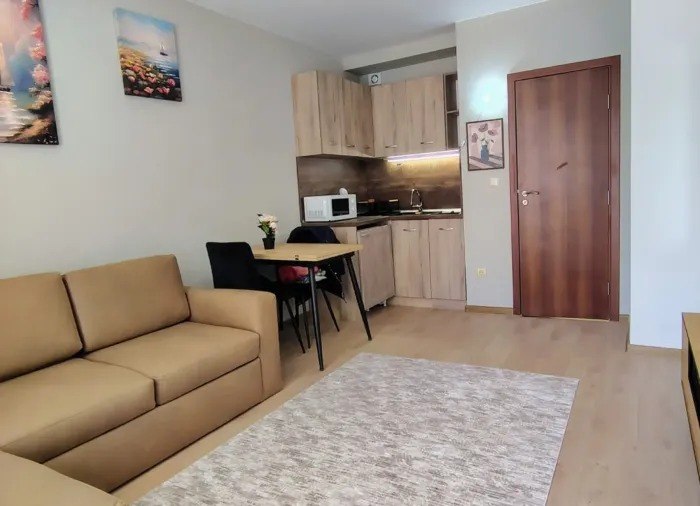 Studio 38 m² with courtyard in Bansko, ski zone