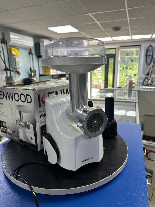 мʼясорубка Kenwood Pro 1400.