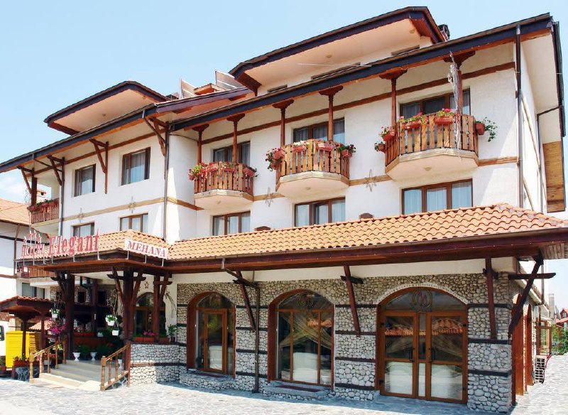 Действующий отель в центре Банско, 30 номеров, бассейн, SPA